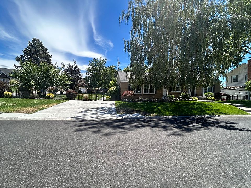 1st image of 1732 Hunt Ave
