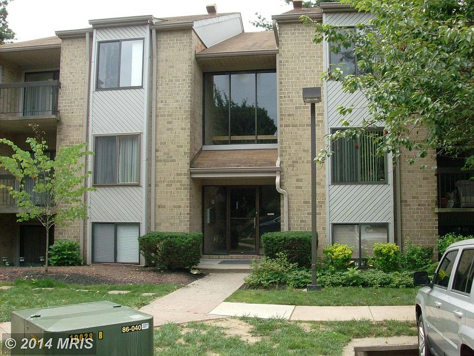 Exterior (Front)