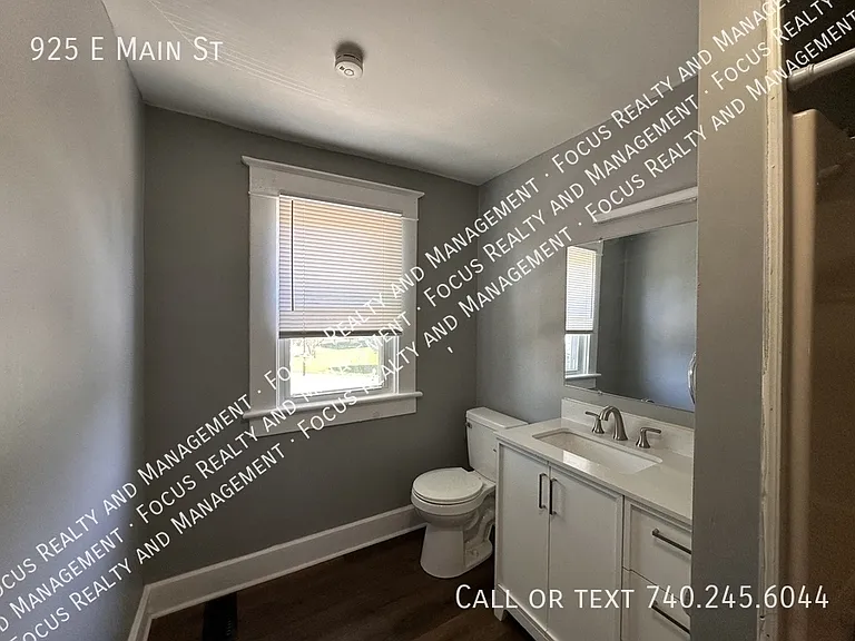 925 E Main St — Photo 12