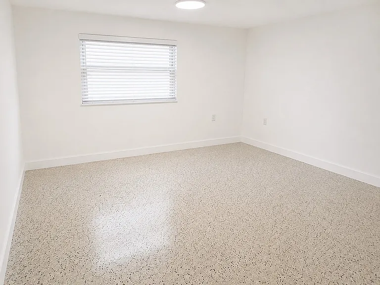 1644 SW 2nd St #2 — Photo 7