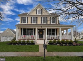 8 Chilton Dr, Chesterfield, NJ 08515