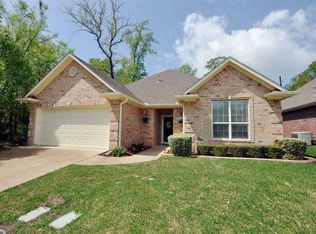 5827 Cross Creek Cir, Tyler, TX 75703