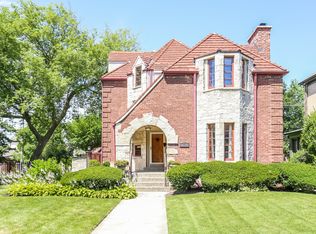 1219 Columbian Ave, Oak Park, IL 60302