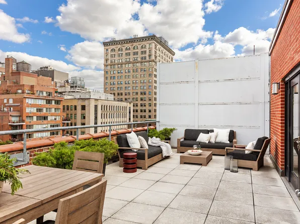 31 West 11th Street image 18 of 20