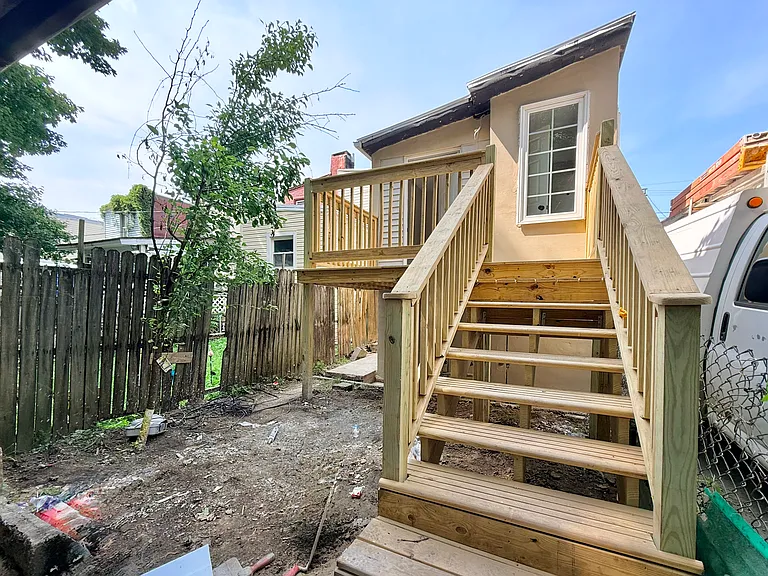 248 Greenwich St — Photo 36