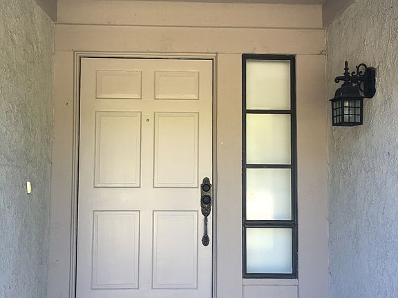 2nd image of 1317 Calle Linda