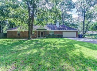 410 Weisinger Dr, Magnolia, TX 77354