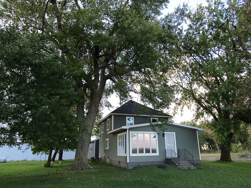 1st image of 31151 670th Ave