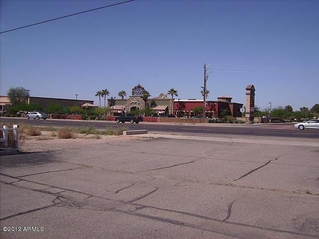 2nd image of 2046 N Pinal Ave