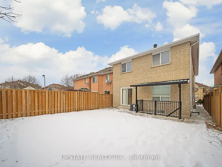 46 Velvet Grass Ln — Photo 26