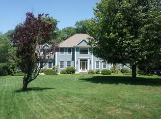 22 Exeter Falls Dr, Exeter, NH 03833