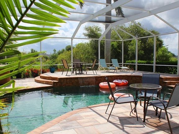 3rd image of 12970 SW Pembroke Cir N