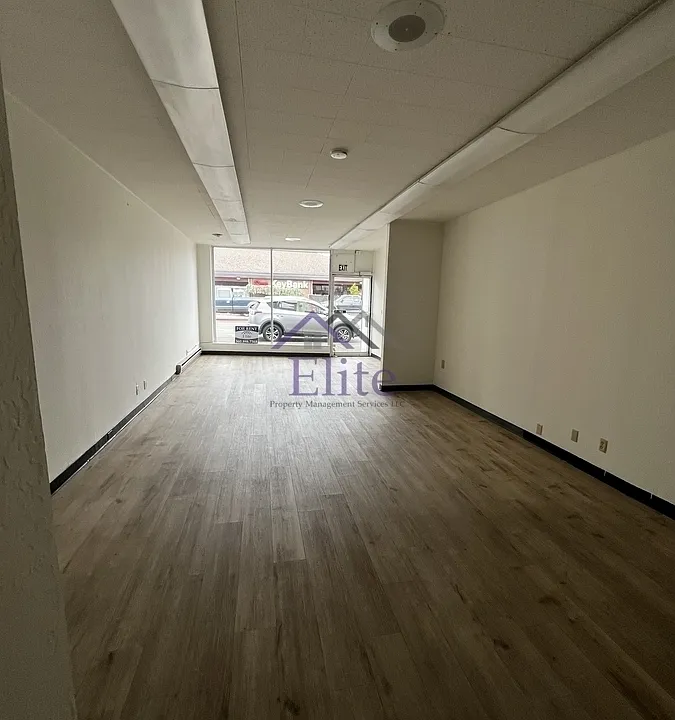415 W Railroad Ave #1