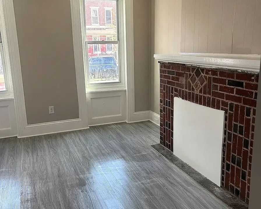 32 Tyler St