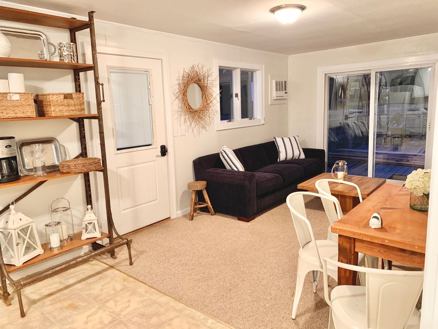  Cottage #2 Living Area