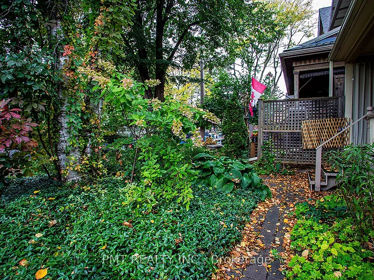 47 Herbert Ave — Photo 42