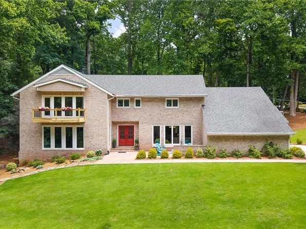 165 River Park Dr, Atlanta, GA 30328