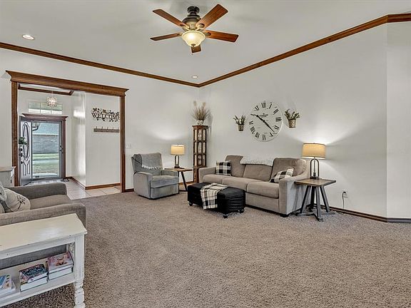 5th image of 8925 SW 53rd Ct