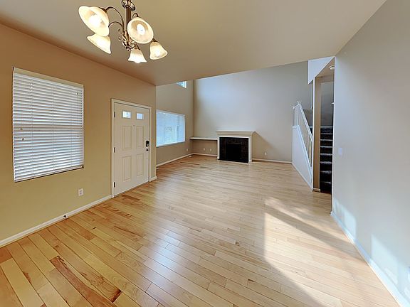 4th image of 2732 84th Dr NE