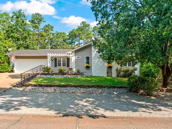 2 Cresta Ln, Hot Springs Village, AR 71909