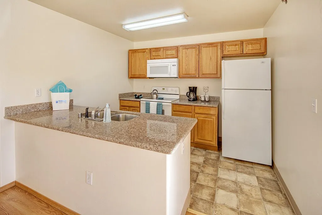 Timber Ridge — Photo 3