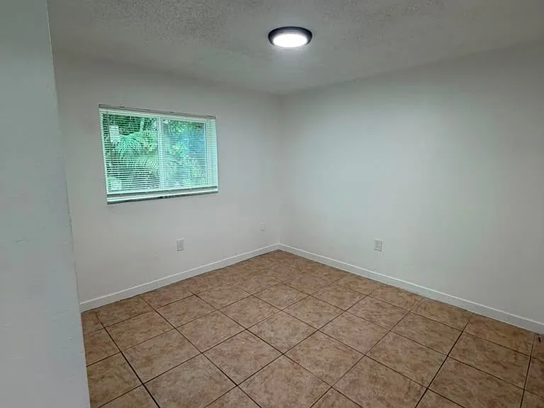 2148 Dora St #9 — Photo 5