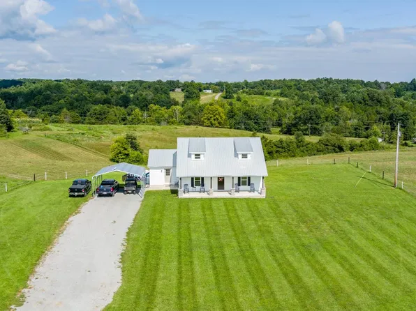146 Holiday Hill Rd, Edmonton, KY 42129