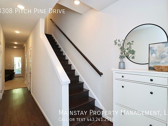 4th image of 3308 Pitch Pine Dr