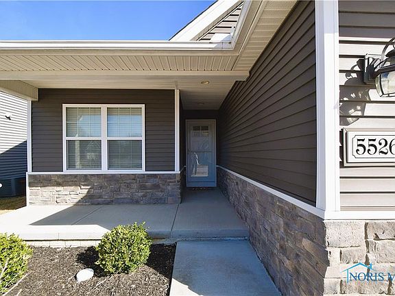3rd image of 5526 Willow Cir