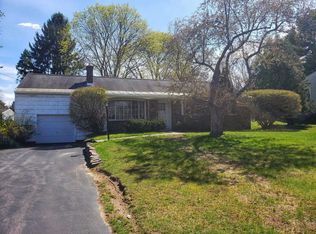 2150 River Rd, Niskayuna, NY 12309