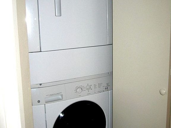 5th image of 777 S Citrus Ave APT 258