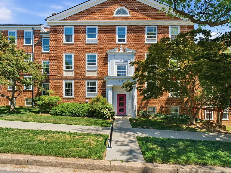 3541 39th St NW #C507 — Photo 25