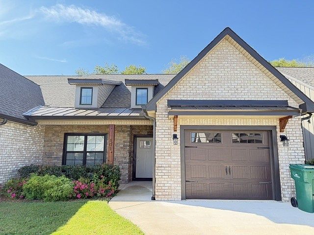 1st image of 101 Edgefield Ct