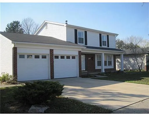 2220 Steeplechase Dr photo 1