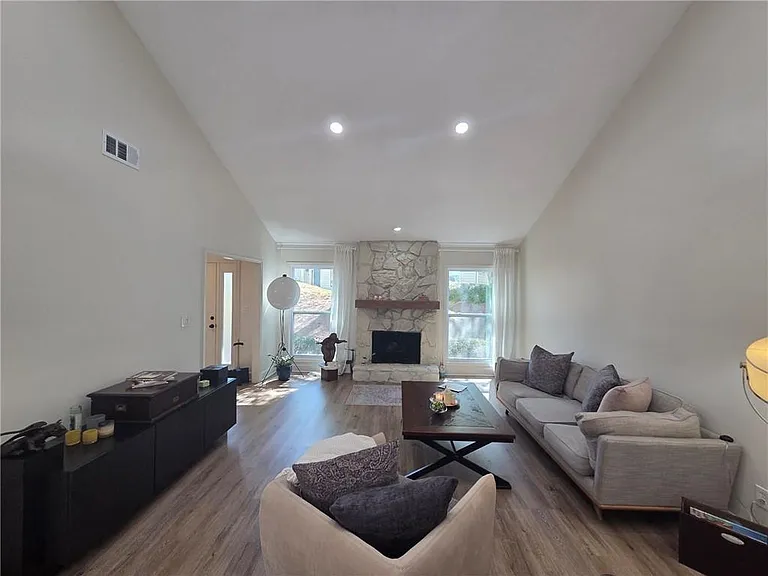 603 Serramonte Dr NE — Photo 12