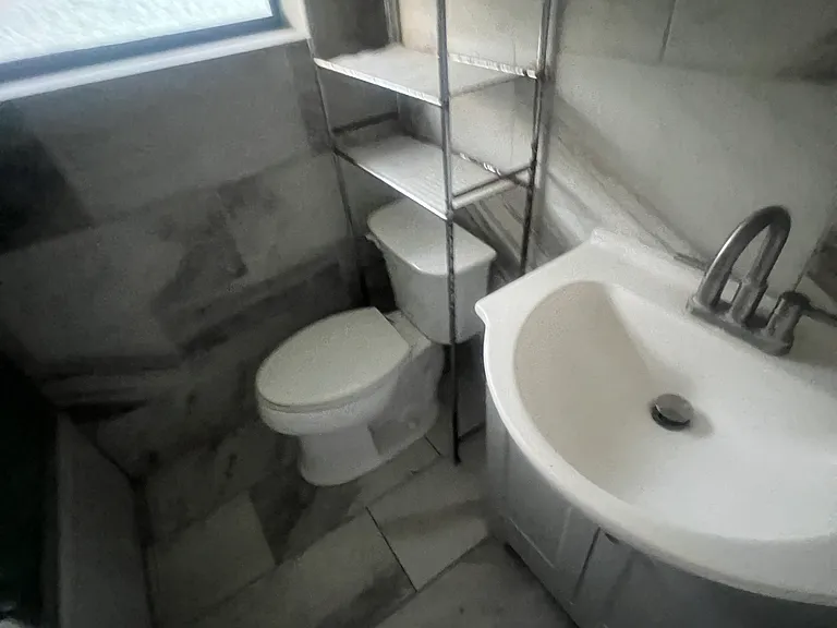 828 N Grandview Ave #2 — Photo 7