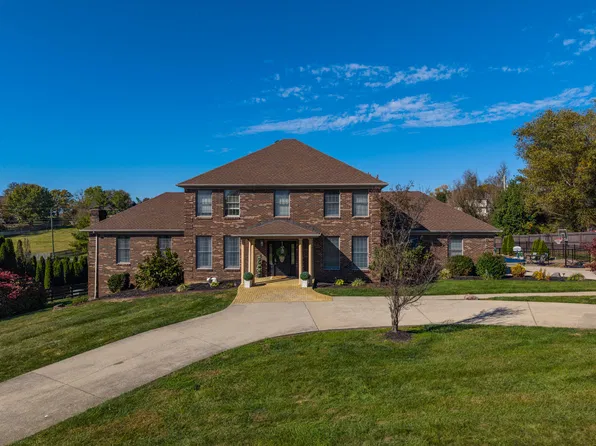 1069 Walnut Grove Cir, Richmond, KY 40475