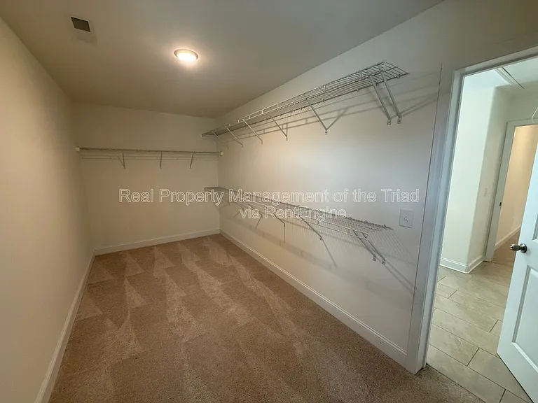 5741 Marblehead Dr — Photo 22