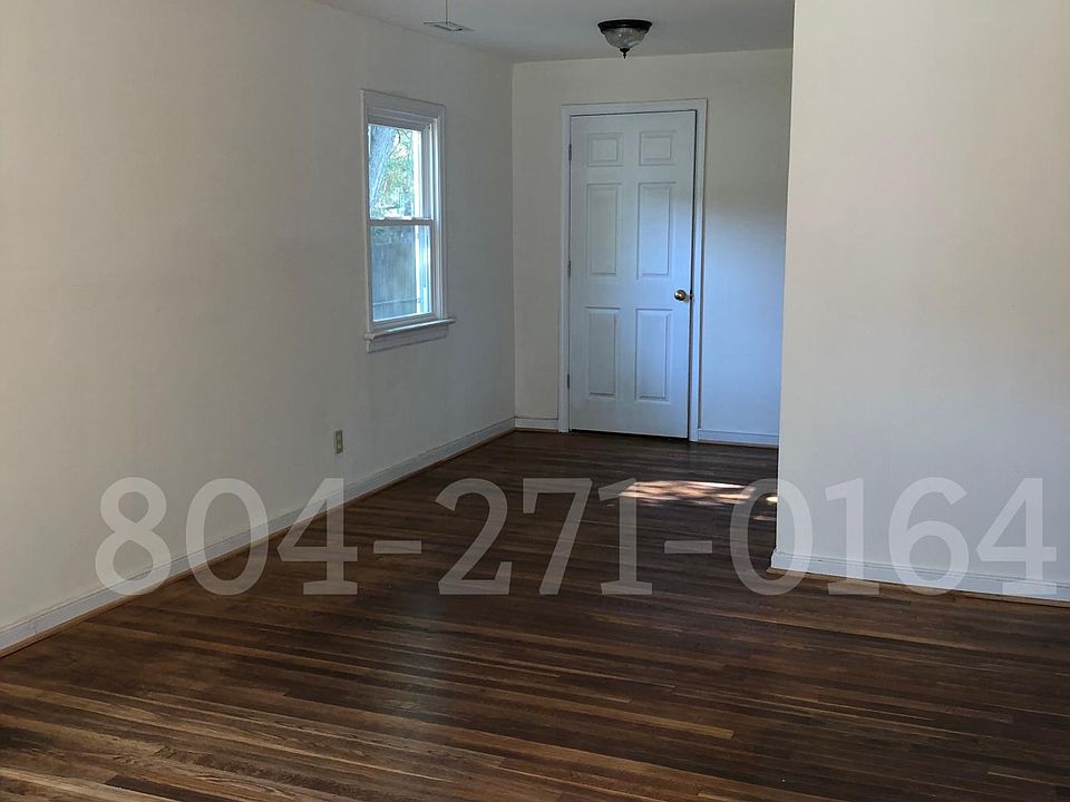 2nd image of 4720 Stanley Dr