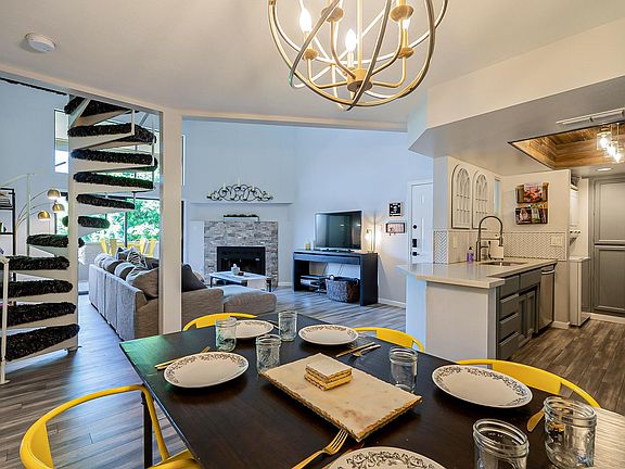 3rd image of 7950 E Starlight Way Unit 238