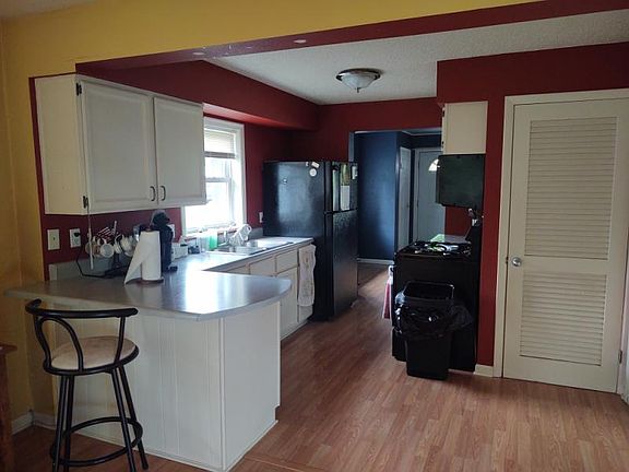 5th image of 181 N Sheridan St