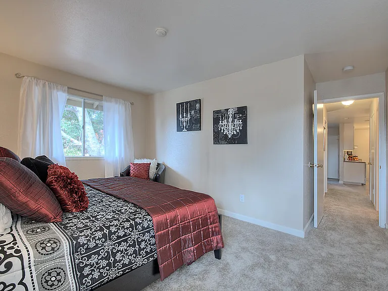 Bridge Bay Apartments — Photo 14