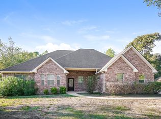 16109 McQueen Rd, Conroe, TX 77302