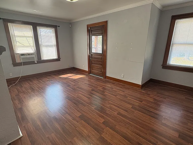 1912 N McKinley Ave — Photo 3
