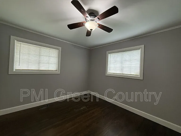5428 E 25th Pl — Photo 14