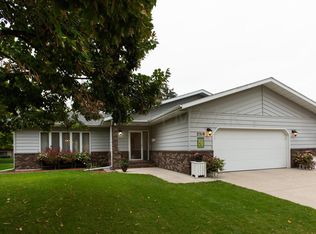 2319 27th Ave S, Fargo, ND 58103