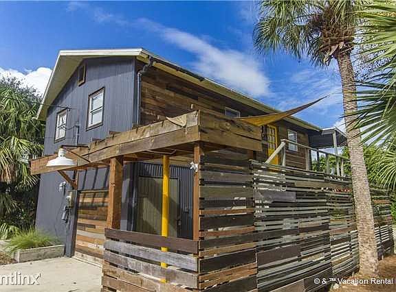 You'll love the atmosphere and feel to Artist's Retreat!