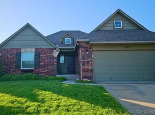 1005 W Fargo Dr, Broken Arrow, OK 74012