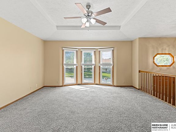 4th image of 16614 Ehlers St