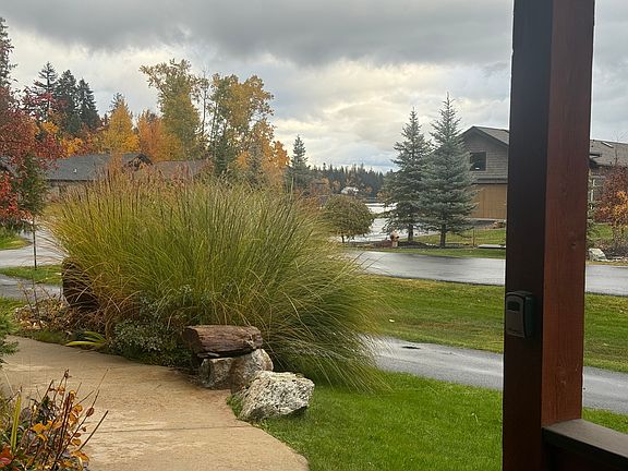 Easy access entry way. No stairs